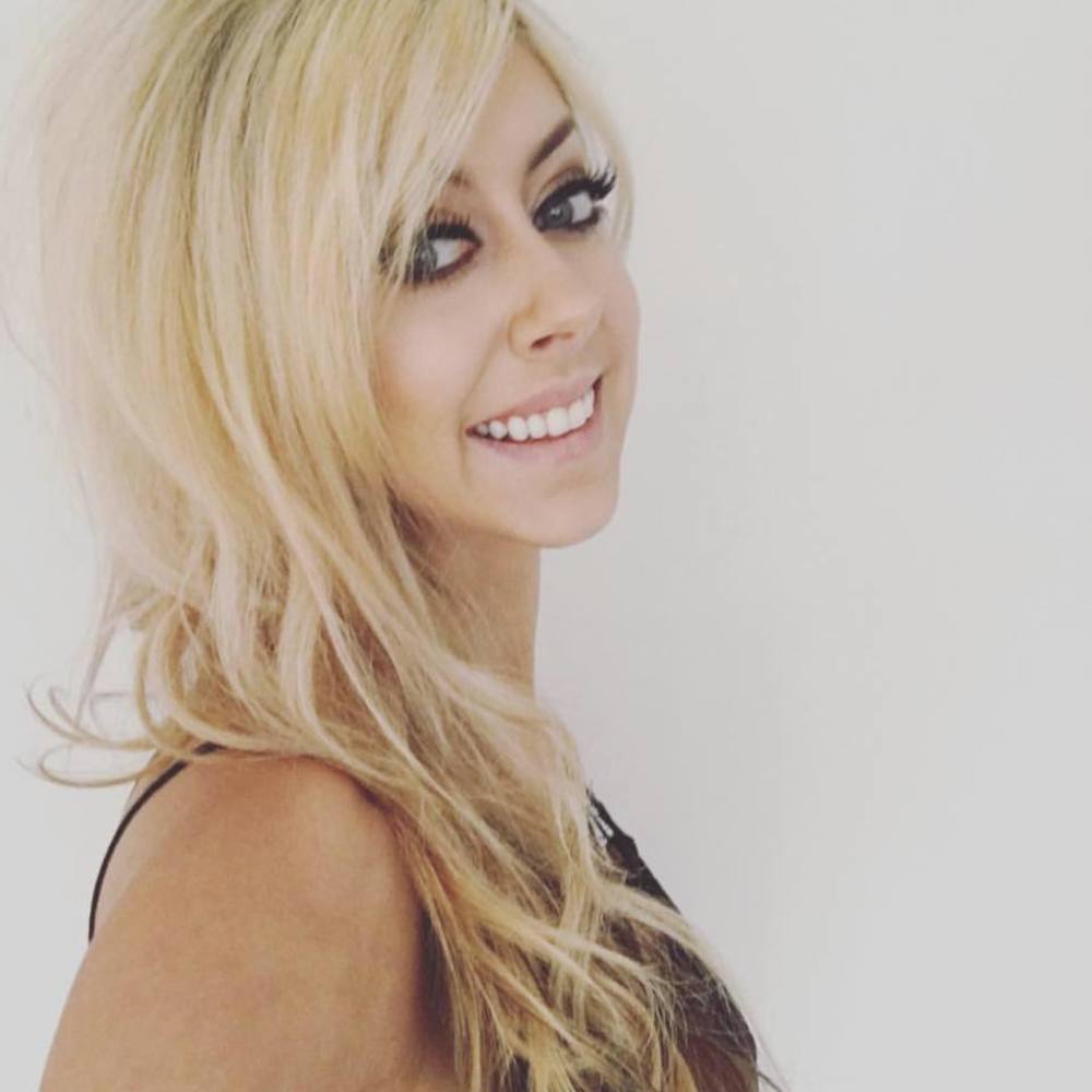 Meet your Posher, Brooke